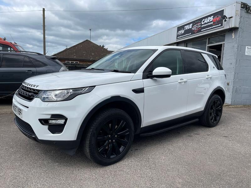 View LAND ROVER DISCOVERY SPORT 2.0 TD4 HSE
