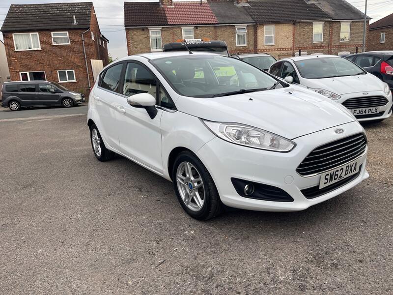 View FORD FIESTA 1.3 Zetec